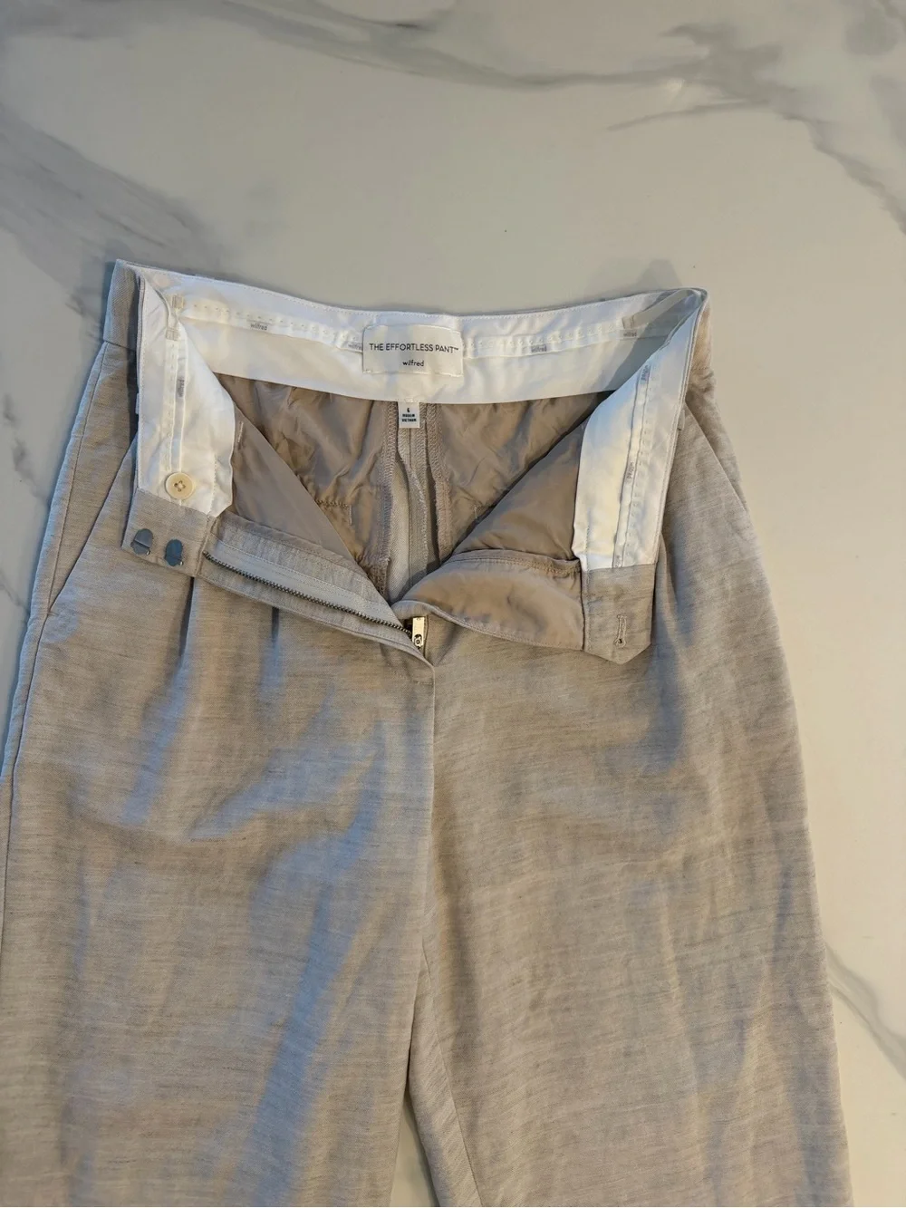 Aritzia The Effortless Pant™ Cropped - Natural Ecru